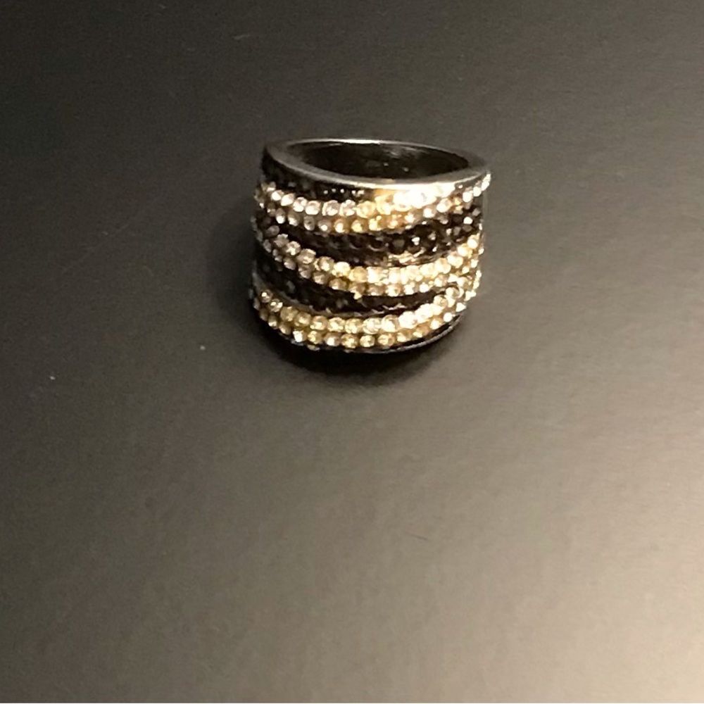Custom Jewelry Ring Black & Silver Size 7